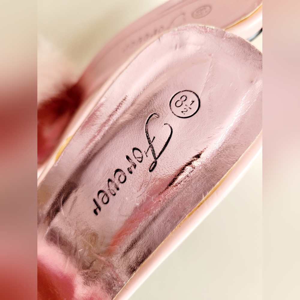 Forever 21 Boudoir/Sexy Barbie Pink Rabbit Fur Clear Heeled Sandals 8.5 - Picture 2 of 16